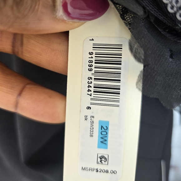 $208 Eliza J Floral-Short-Sleeve Boat-Neck Pleated Gown Sz 20W Plus Black New - Picture 7 of 16